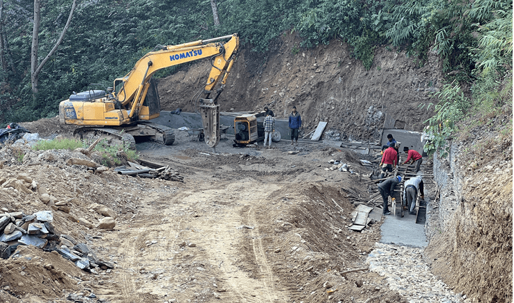 राष्ट्रिय गौरवको आयोजना,एक्काइस वर्षपछि बागलुङमा वैकल्पिक सडक स्तरोन्नति हुँदै